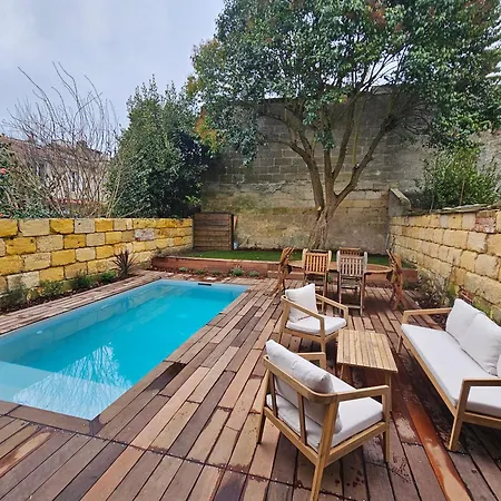Nomade - Center 180m2, 4 Rooms, Garden & Pool Hébergement de vacances *